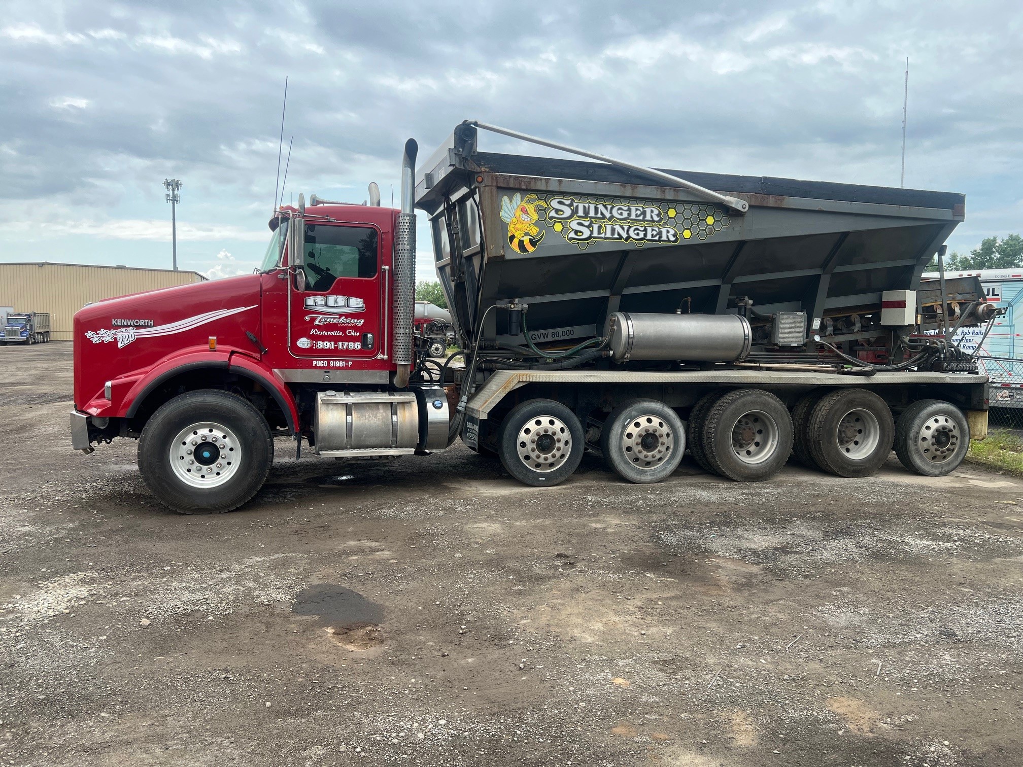 2014 Kenworth T800 w/ SoilKing XL19